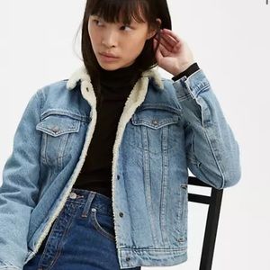 Levi Sherpa Trucker Jacket XL